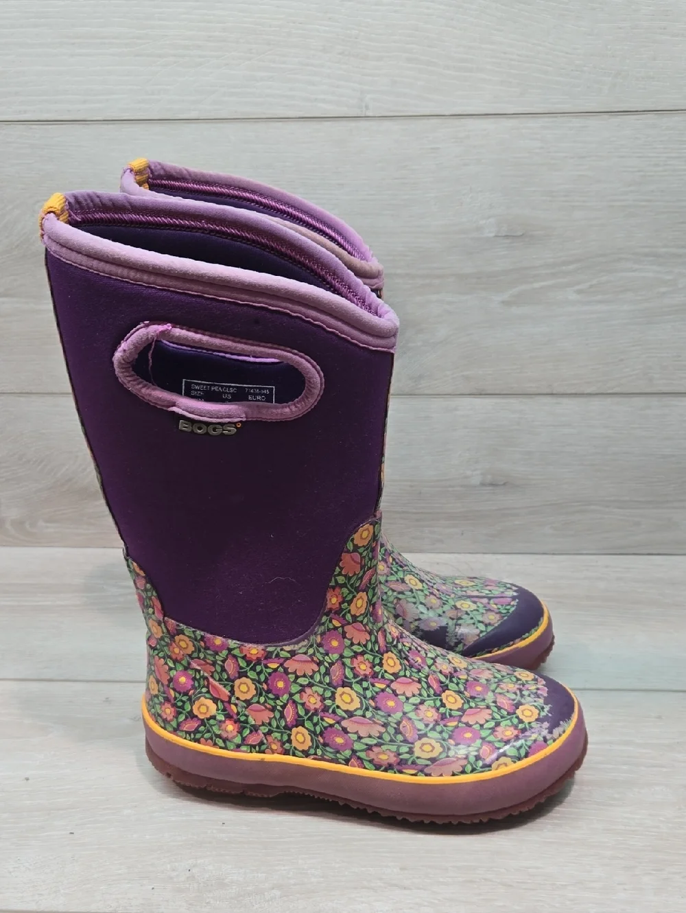 Bogs Kids' Big Girl Purple Floral Rain Boots Shoea Sz 3